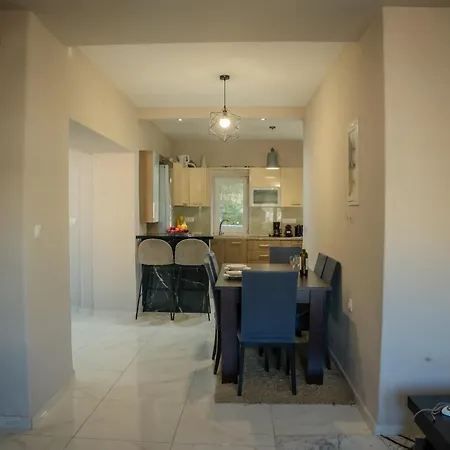 Oliana's Luxury House