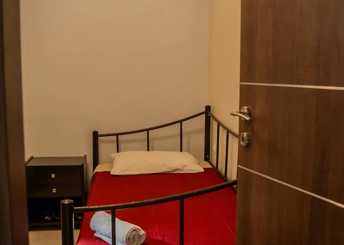 Oliana's Luxury House Mantouki