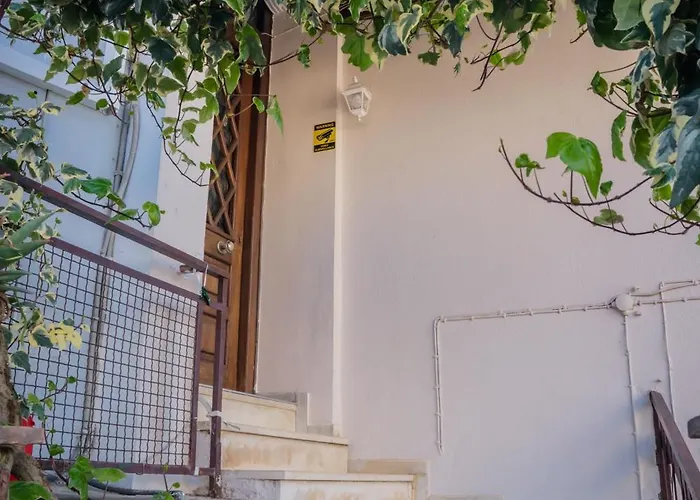 Oliana's Luxury House Apartment Mantouki